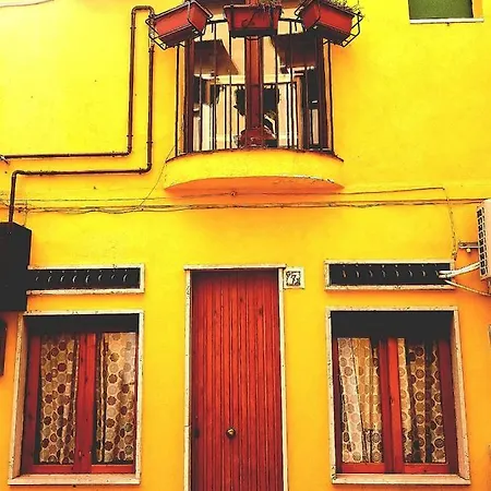 Mamma Mia Centre&theater *